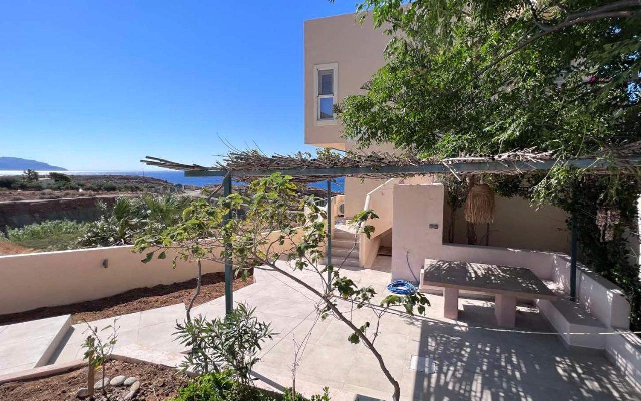 Isalo Villa Makrýgialos Exterior foto